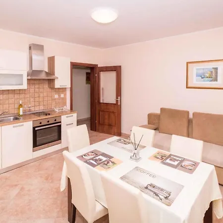 Apartment Apartment In Porec/Istrien 10252